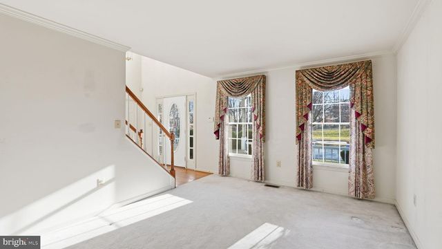 4 SPRING LAKE DR, Stafford, VA 22556