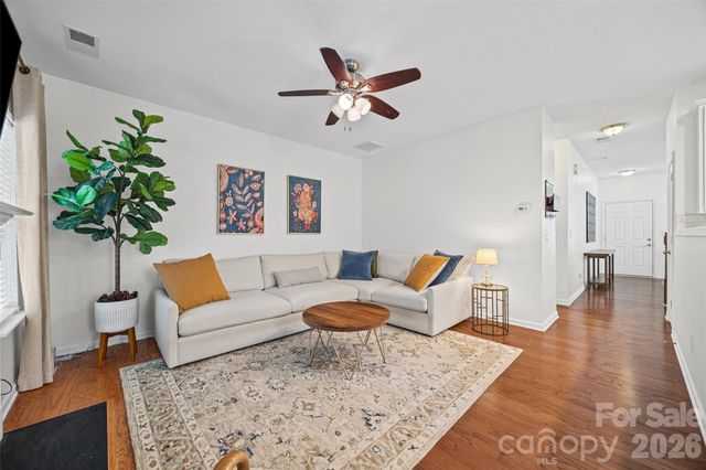 2086 Shady Pond Drive, Lake Wylie, SC 29710