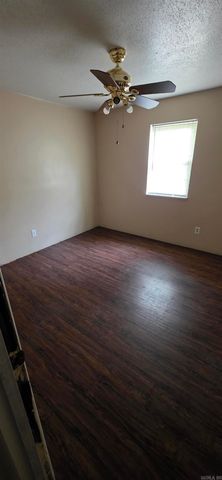 1010 10th, Corning, AR 72422