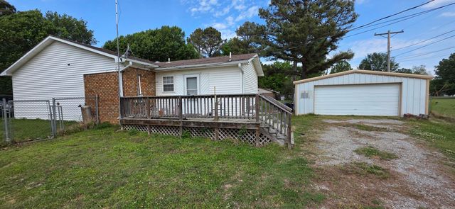 1010 10th, Corning, AR 72422