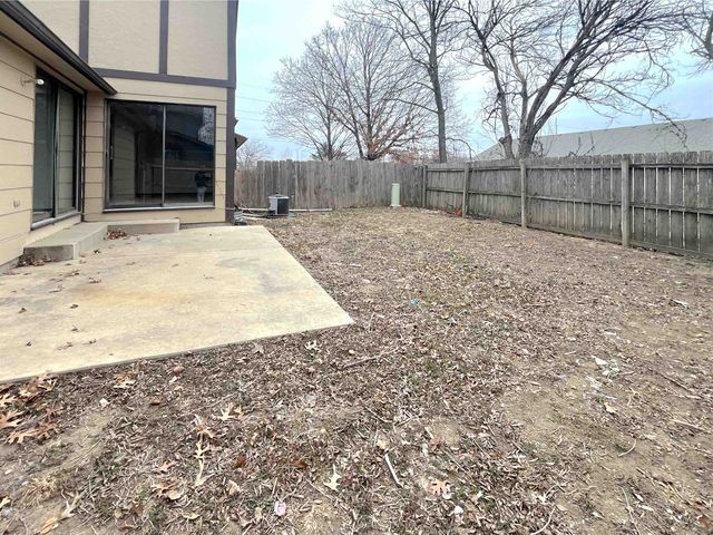 1518 S Todd Pl, Wichita, KS 67207