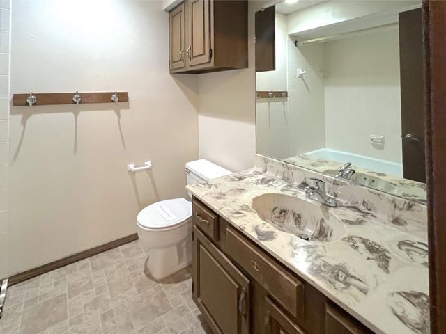 1518 S Todd Pl, Wichita, KS 67207