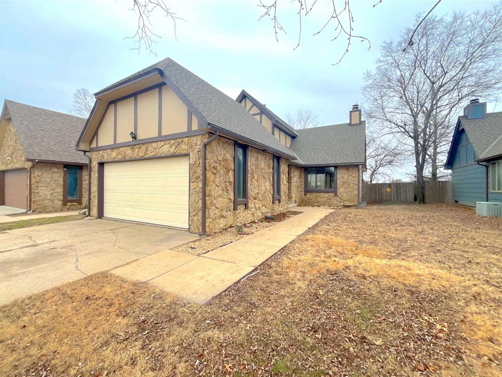 1518 S Todd Pl, Wichita, KS 67207