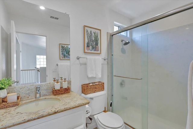 8121 Deer Spring Cir, Antelope, CA 95843