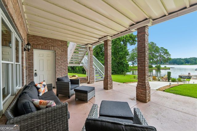 115 Lakeshore Court NE, Milledgeville, GA 31061