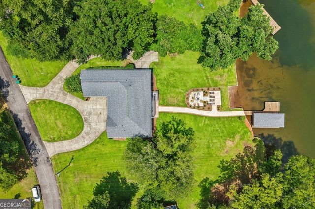 115 Lakeshore Court NE, Milledgeville, GA 31061