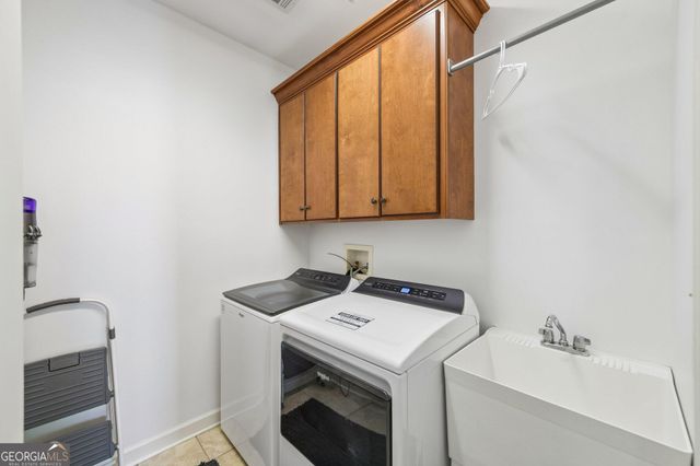 115 Lakeshore Court NE, Milledgeville, GA 31061