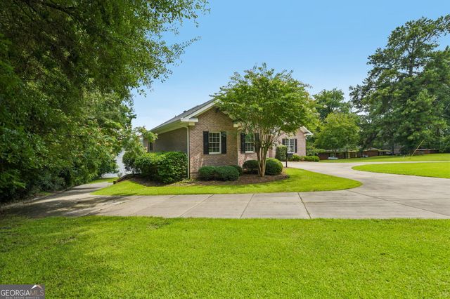 115 Lakeshore Court NE, Milledgeville, GA 31061