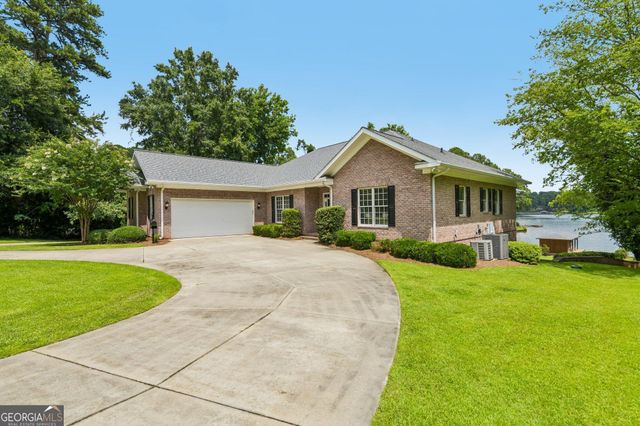 115 Lakeshore Court NE, Milledgeville, GA 31061