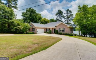 115 Lakeshore Court NE, Milledgeville, GA 31061