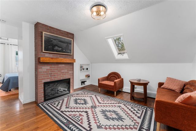 183 Wood Street 3, Bristol, RI 02809