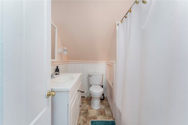 183 Wood Street 3, Bristol, RI 02809