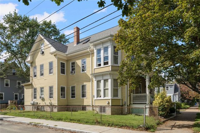 183 Wood Street 3, Bristol, RI 02809