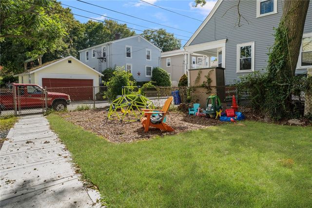 183 Wood Street 3, Bristol, RI 02809