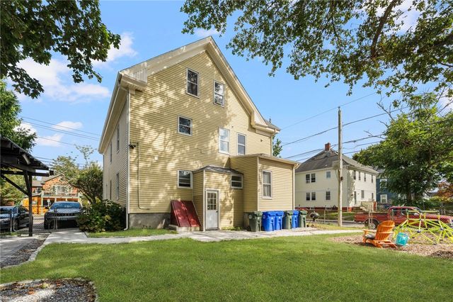 183 Wood Street 3, Bristol, RI 02809