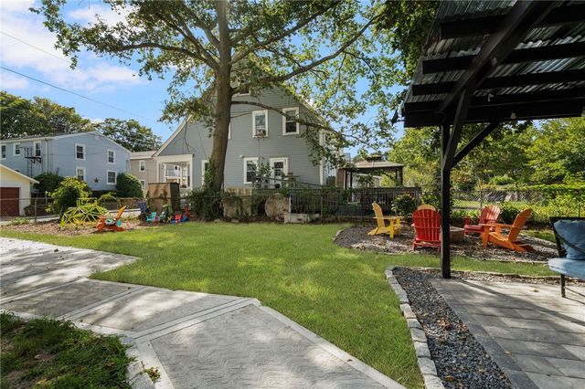 183 Wood Street 3, Bristol, RI 02809