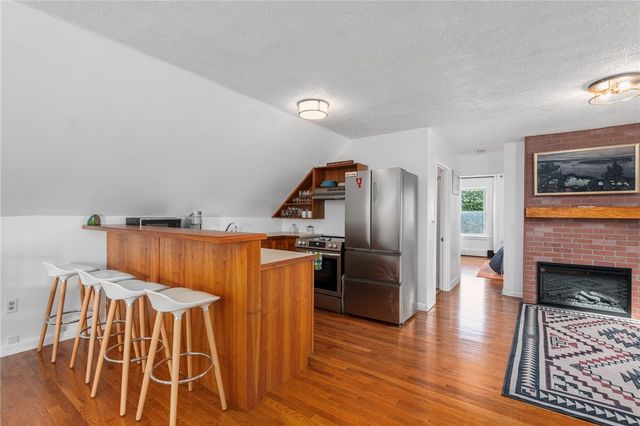 183 Wood Street 3, Bristol, RI 02809
