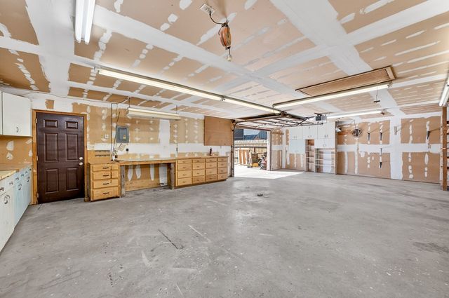 2507 E 24th St, Big Spring, TX 79720