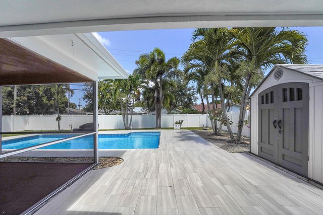 600 NW 12th Avenue, Boca Raton, FL 33486