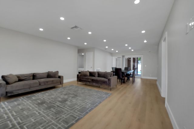 600 NW 12th Avenue, Boca Raton, FL 33486