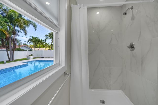600 NW 12th Avenue, Boca Raton, FL 33486