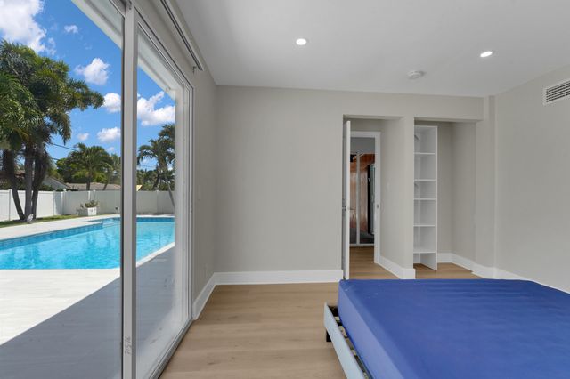 600 NW 12th Avenue, Boca Raton, FL 33486