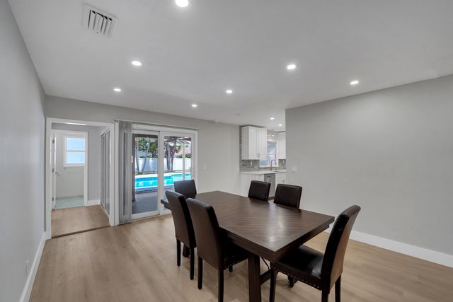 600 NW 12th Avenue, Boca Raton, FL 33486