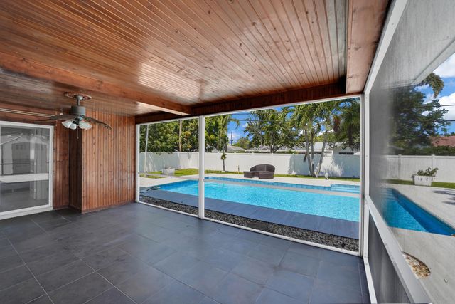 600 NW 12th Avenue, Boca Raton, FL 33486