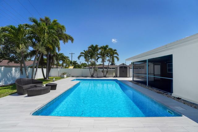 600 NW 12th Avenue, Boca Raton, FL 33486