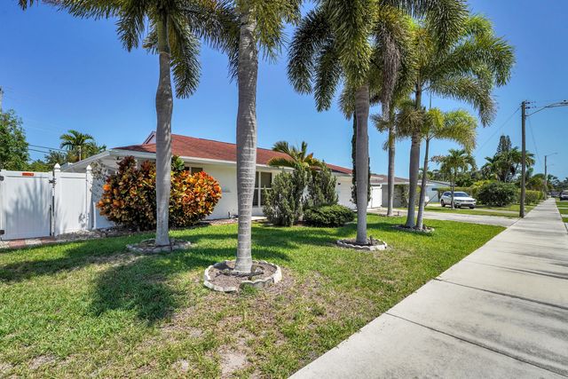 600 NW 12th Avenue, Boca Raton, FL 33486