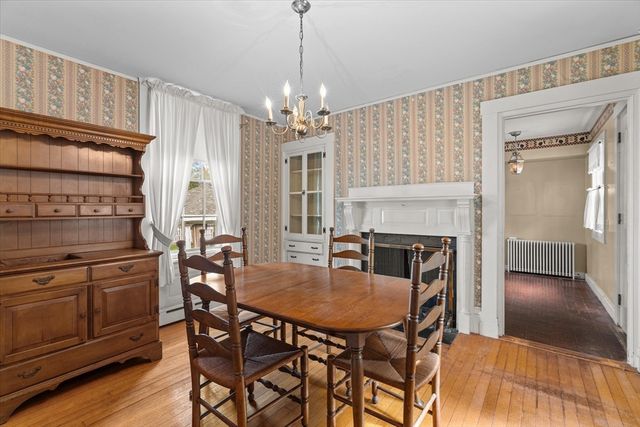 121 Green St, Fairhaven, MA 02719