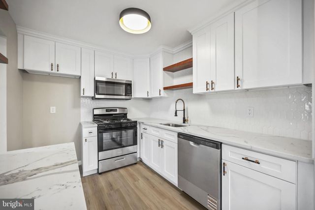 802 BEGONIA CT, Jackson, NJ 08527