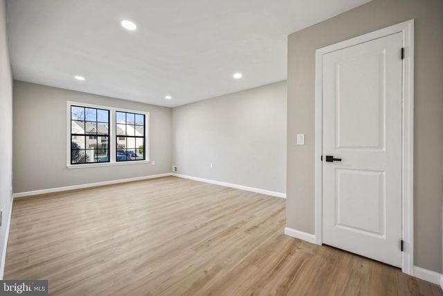 802 BEGONIA CT, Jackson, NJ 08527