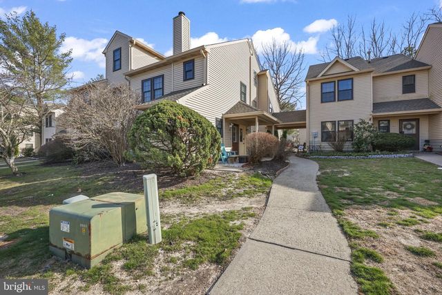 802 BEGONIA CT, Jackson, NJ 08527
