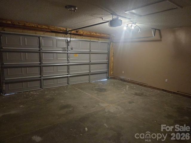 821 Lakehill Road, Charlotte, NC 28214