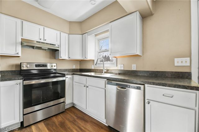 4544 Fishcreek Road, Stow, OH 44224