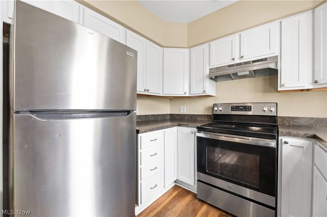 4544 Fishcreek Road, Stow, OH 44224