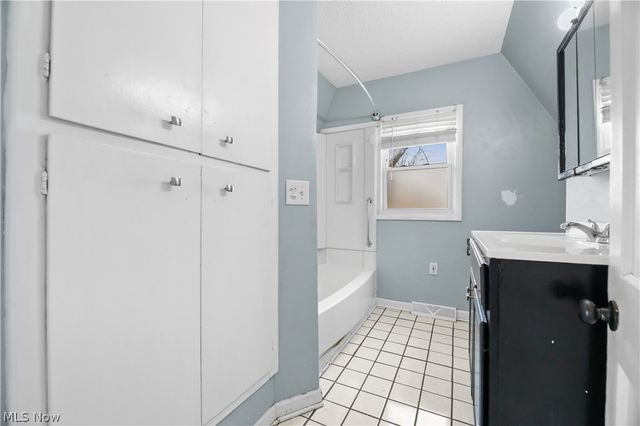 4544 Fishcreek Road, Stow, OH 44224