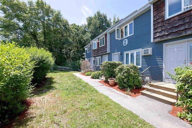 16 Auclair Avenue, Manchester, NH 03102