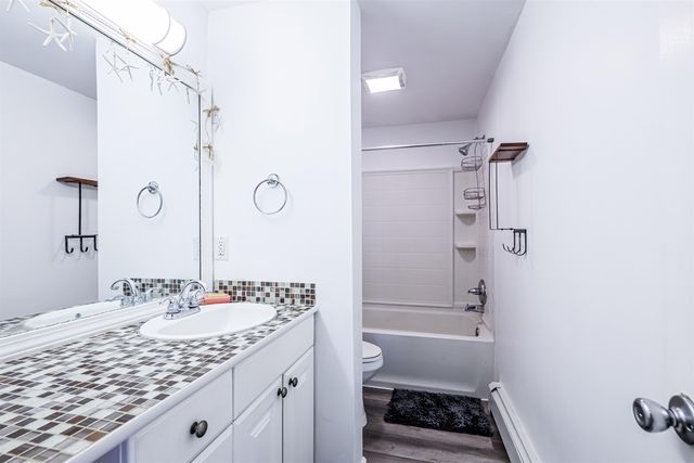 16 Auclair Avenue, Manchester, NH 03102