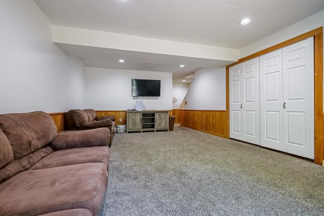 16 Auclair Avenue, Manchester, NH 03102
