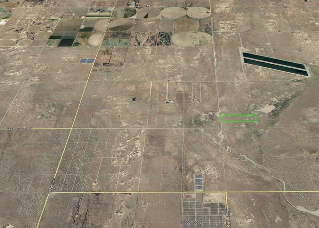 11000 E Vic Avenue M12, Palmdale, CA 93591