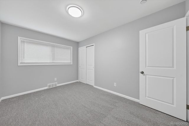 14203 Fenton, Redford Charter Township, MI 48239