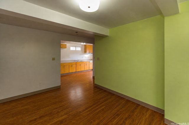 2805 Waialae Avenue, Honolulu, HI 96826
