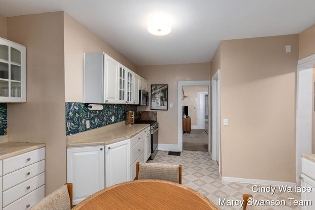 2890 Vermont Avenue, Grandville, MI 49418