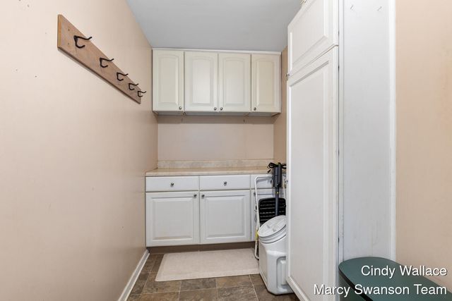 2890 Vermont Avenue, Grandville, MI 49418