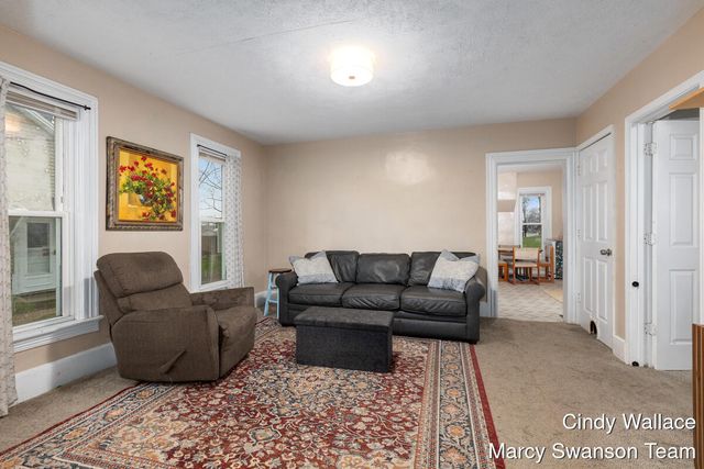 2890 Vermont Avenue, Grandville, MI 49418