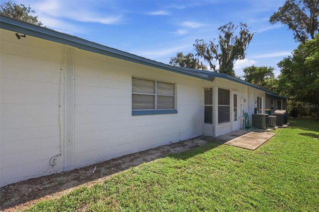 151 N HILL AVENUE 100, Deland, FL 32724