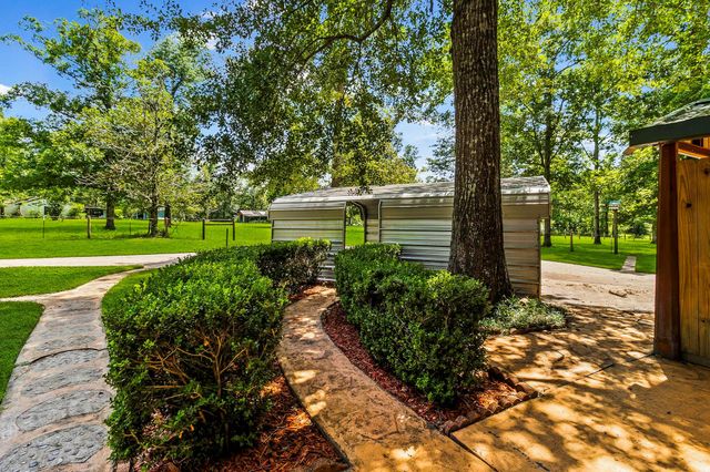 846 Savannah Lane, Livingston, TX 77351