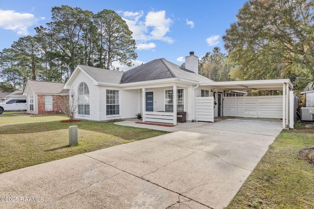411 Pine Valley Drive, Youngsville, LA 70592